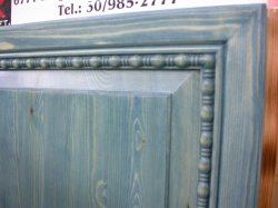Molding decorated doorpanel of built in furniture